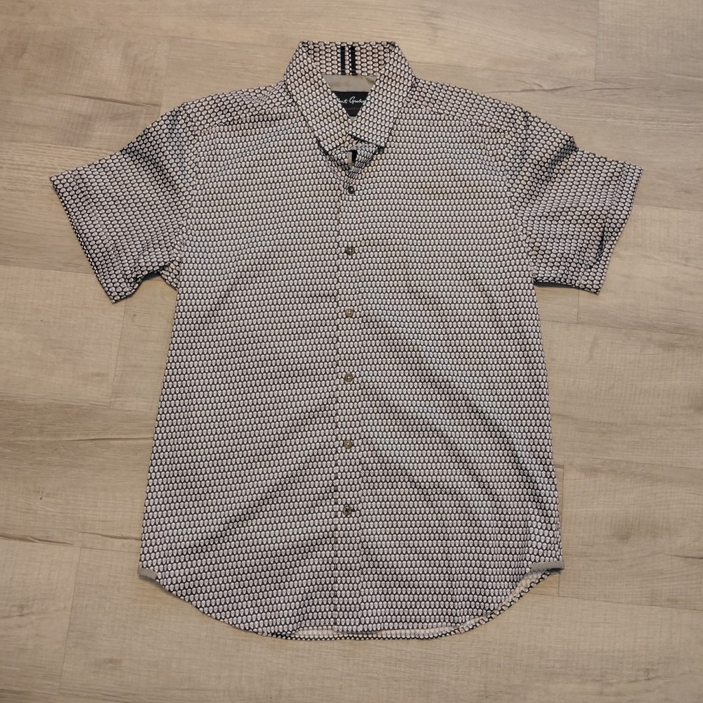 Robert Graham Black and White Skull Print Casual Button-Down Shirt - Picture 2 of 7
